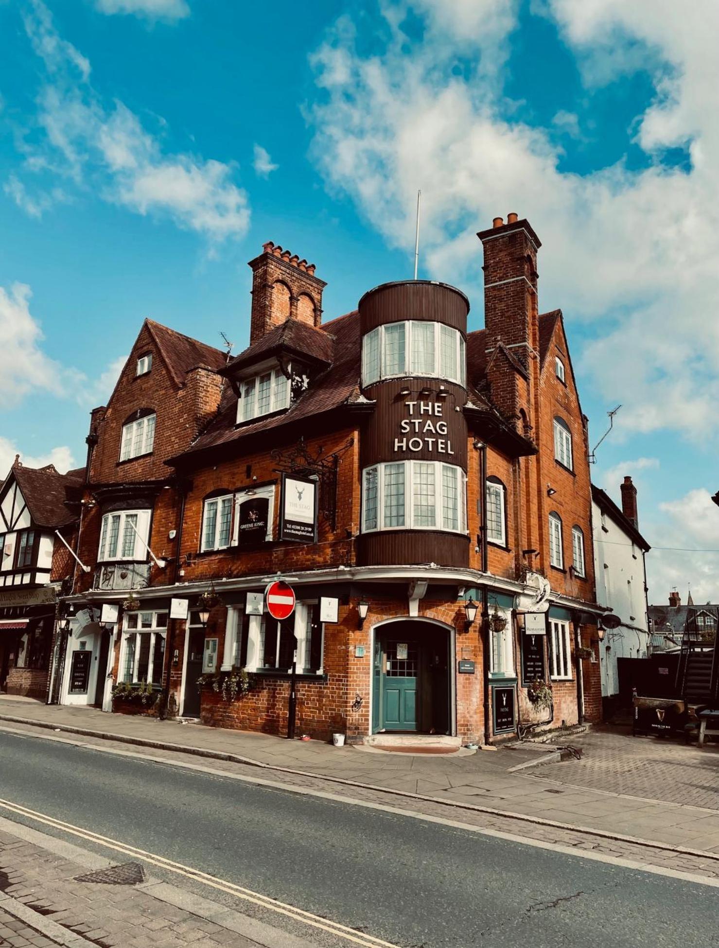 The Stag Hotel, Restaurant And Bar Lyndhurst Exterior photo